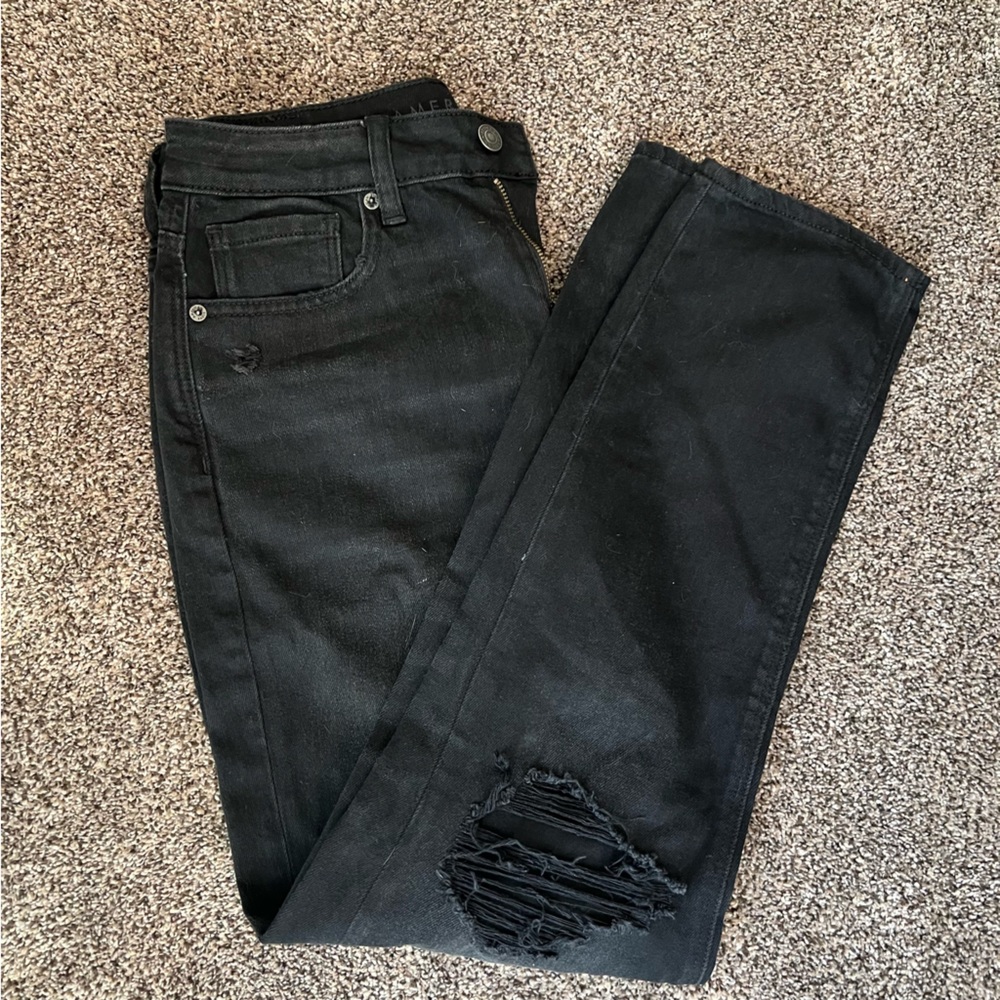 NWT American Eagle Mom Jeans Black Distressed Comfort Stretch Waistband